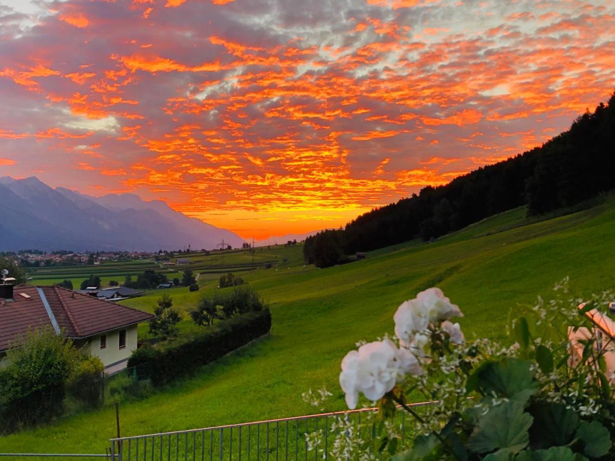 Appartment Sofi - Enjoy The View - Axams,Innsbruck Tirol المظهر الخارجي الصورة