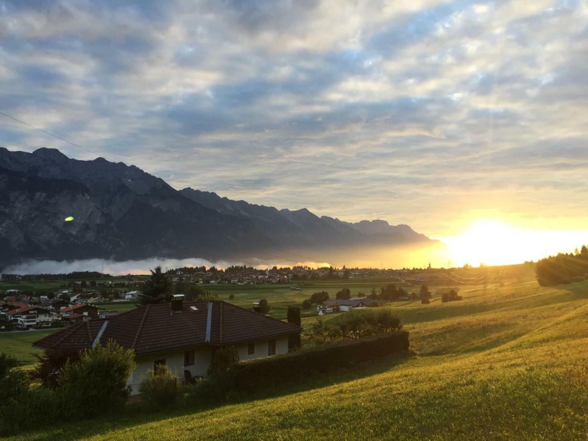 Appartment Sofi - Enjoy The View - Axams,Innsbruck Tirol المظهر الخارجي الصورة
